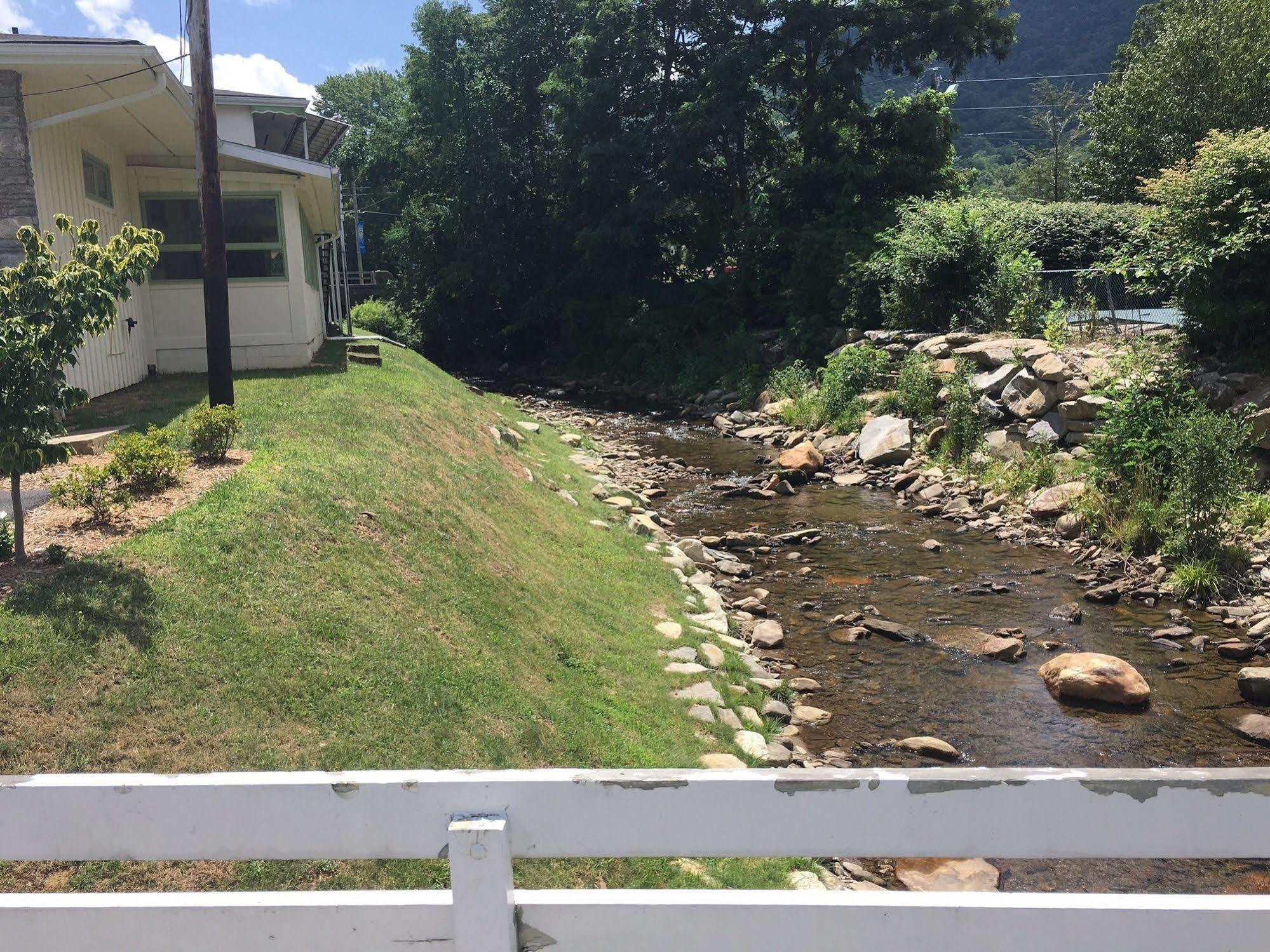 River Point Lodge Maggie Valley Exteriör bild